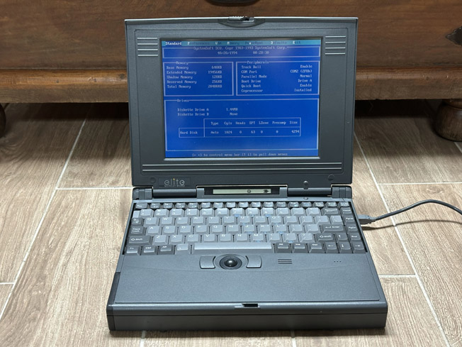 Compal Kleurenscherm